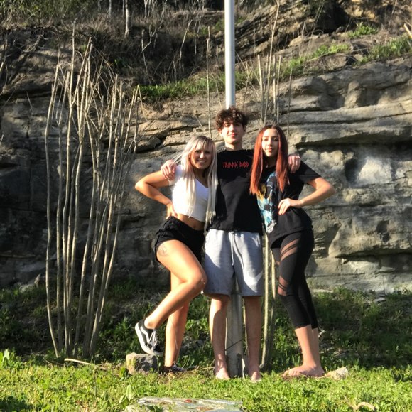 Meet your Posher, Davie - Picture 1 of 1